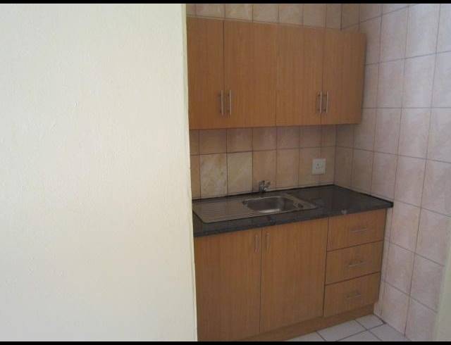 1 BEDROOM PROPERTY TO RENT IN ARCADIA